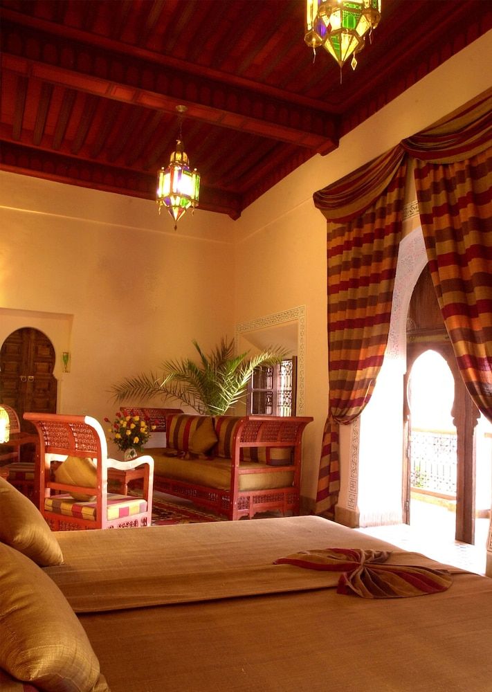 Riad Amina 2