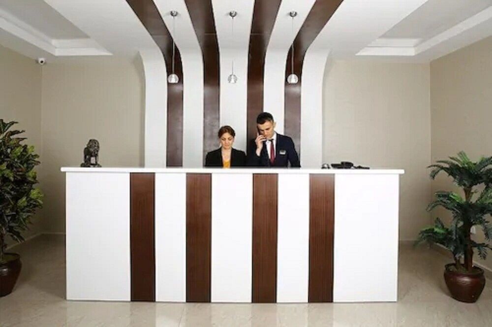 Golden Lounge Hotel 1