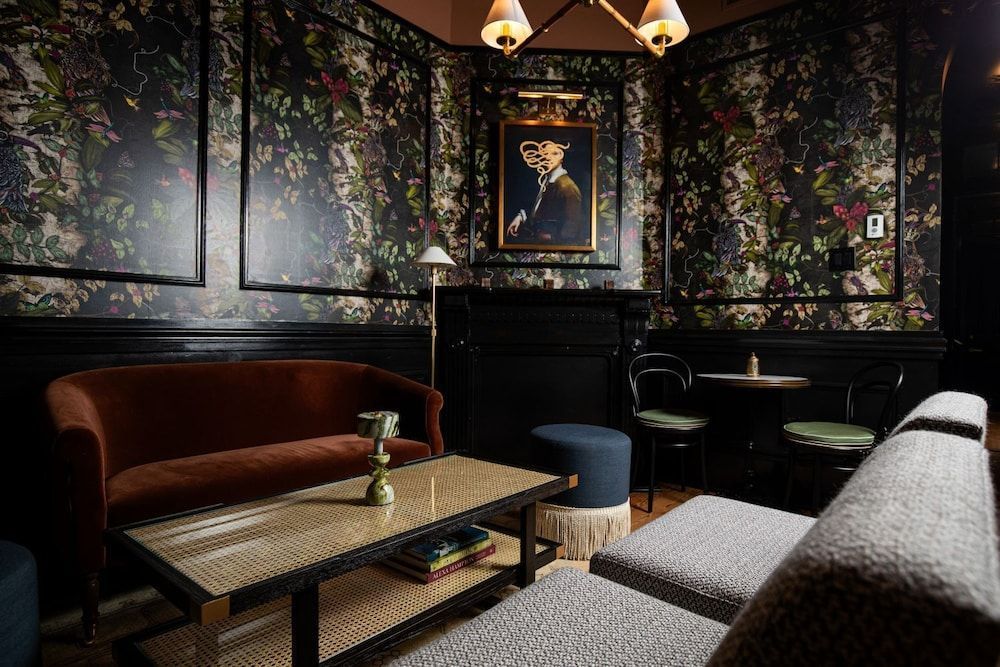 Blackbird Hotel 2