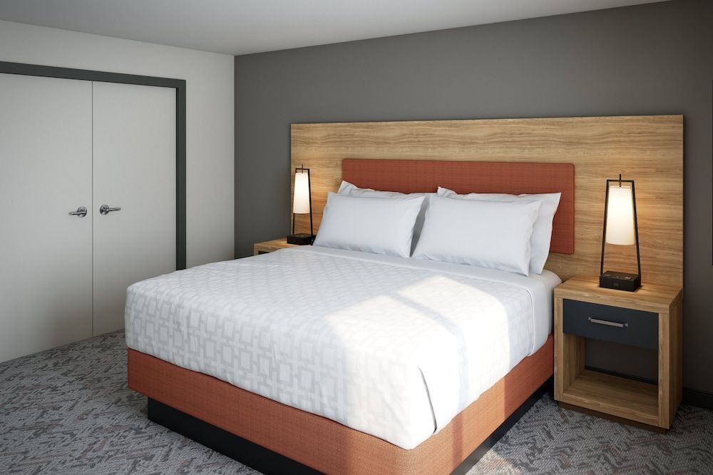 Holiday Inn Express Dixon by IHG 1