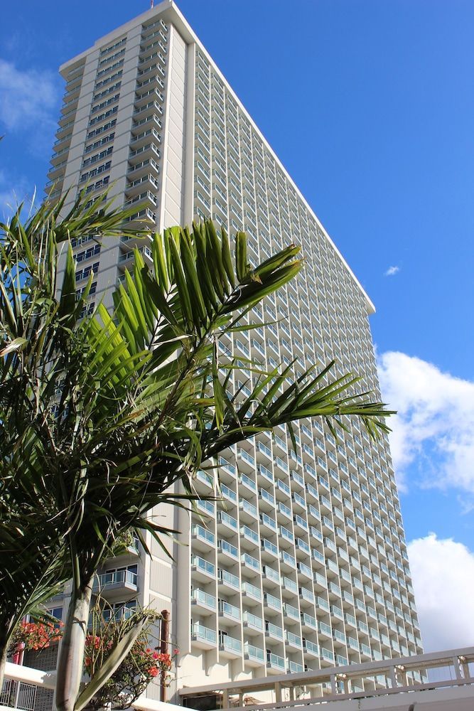 LSI Resorts at Ala Moana 1