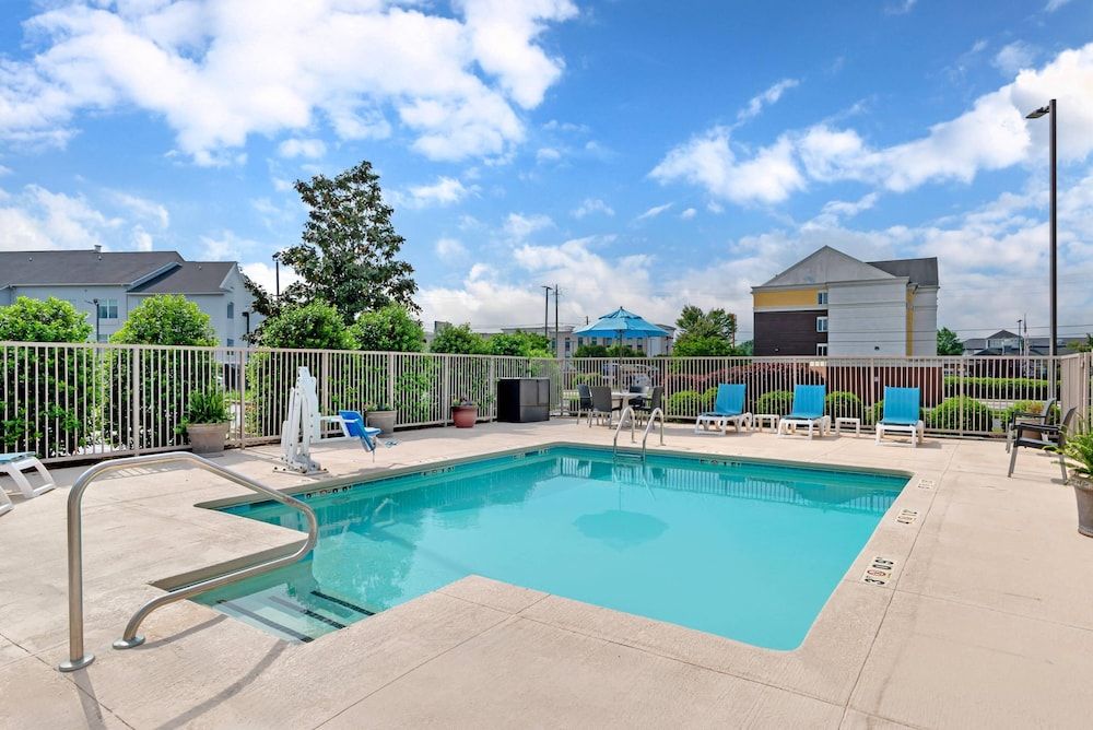 Comfort Suites Oxford I-20 exit 188 1