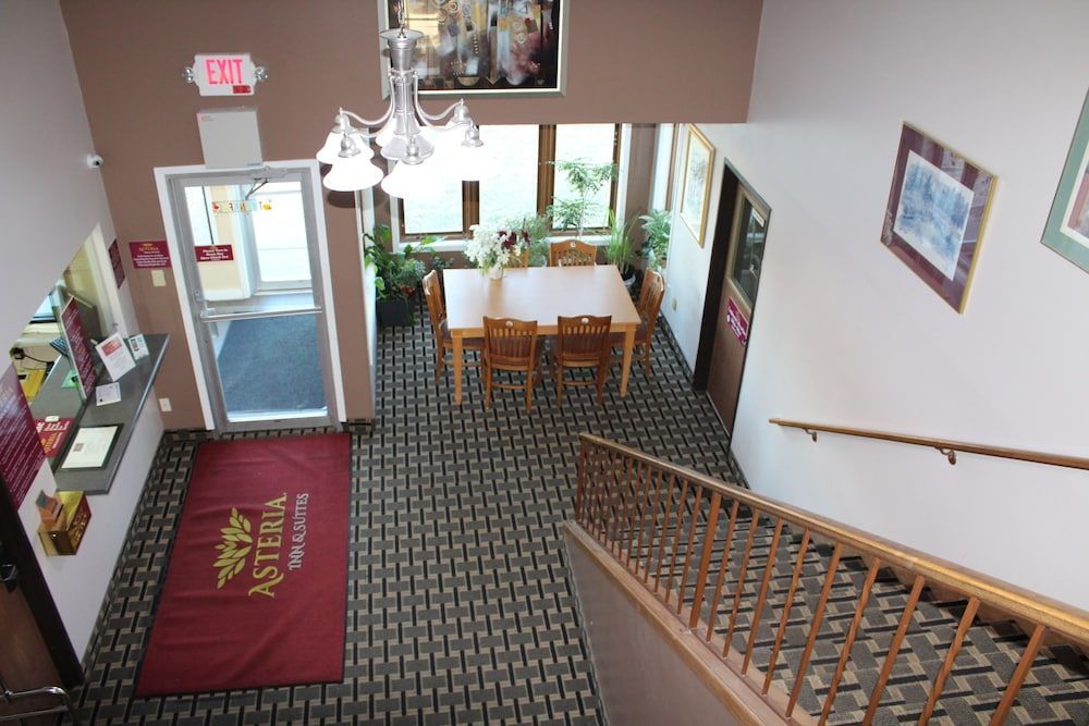 Coratel Inn and Suites Maple Grove 2