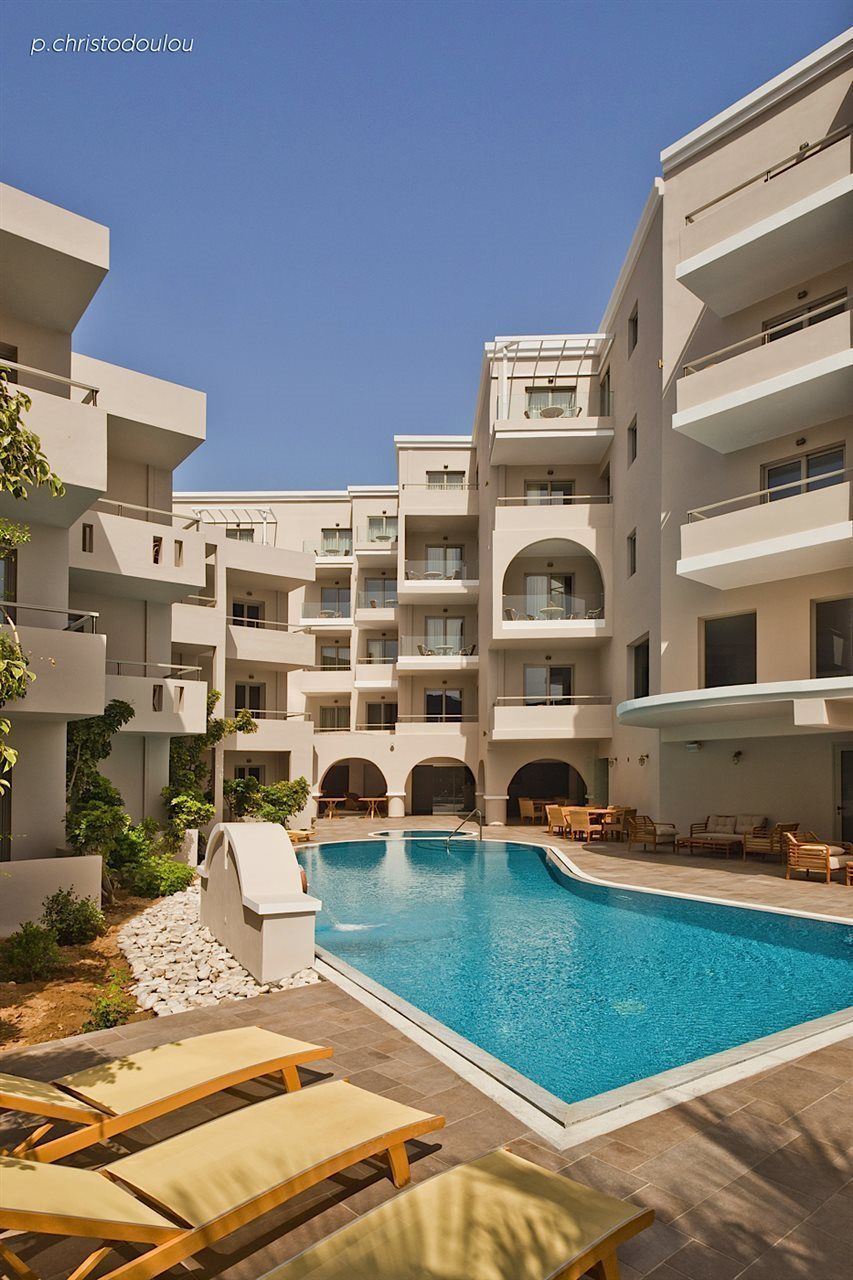 Parasol Luxury Hotel & Suites Adults Only 1