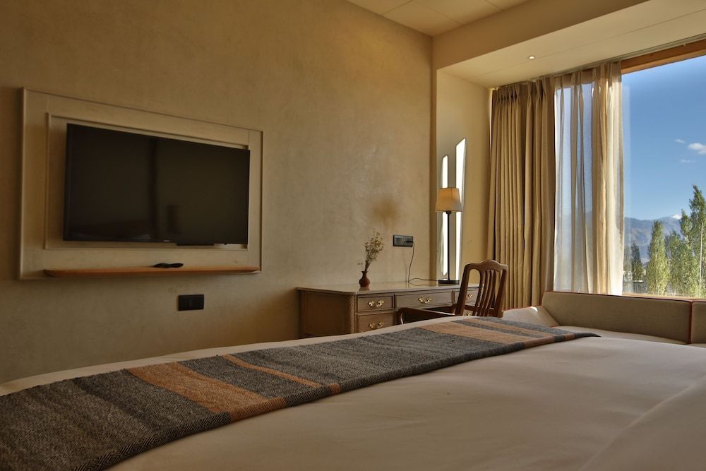 Pal Hotel 2