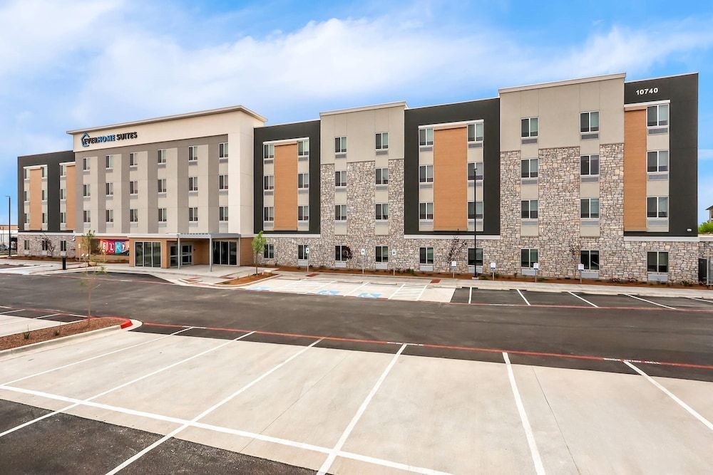 Everhome Suites El Paso Airport near Fort Bliss by Choice Hotels 1