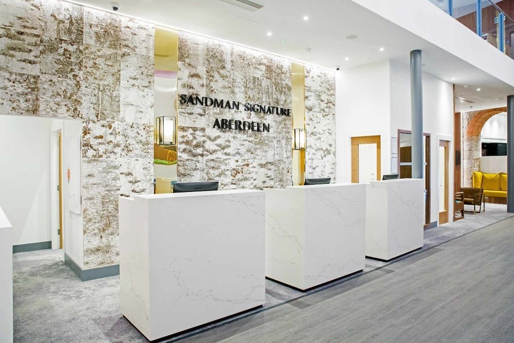 Sandman Signature Aberdeen Hotel & Spa 1