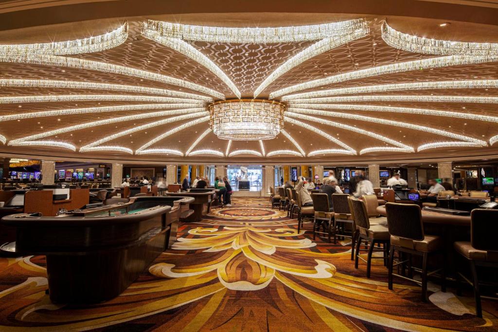 Caesars Palace Las Vegas by Suiteness 1