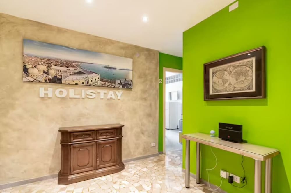 Monti Guesthouse 1
