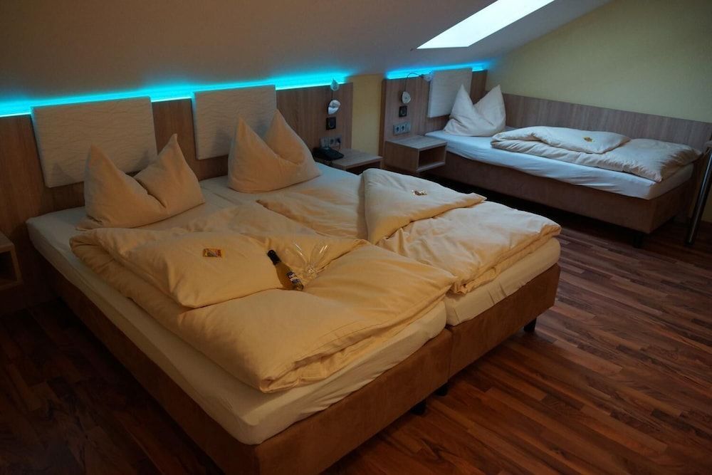 Hotel garni Kleindienst 2