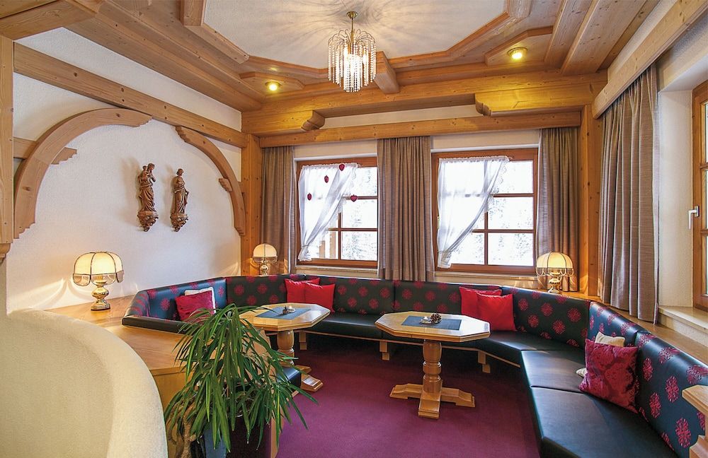 Alpine Lifestyle Berghotel Madlener 2