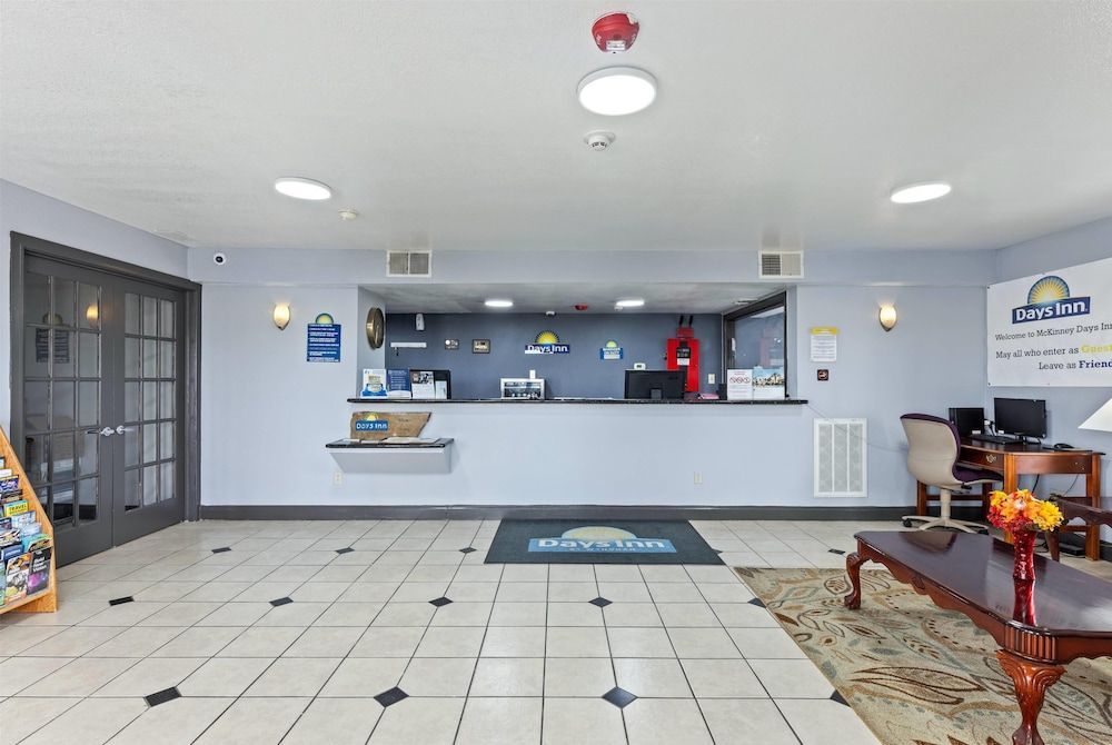 Days Inn by Wyndham McKinney 2
