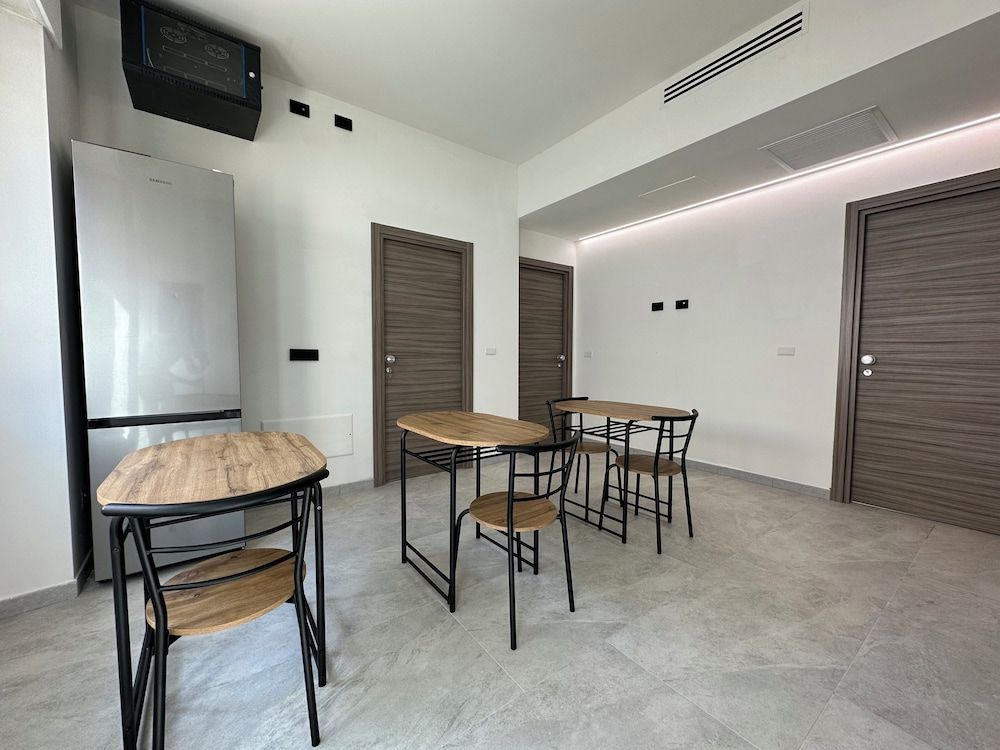 Dolmen Guest House 1