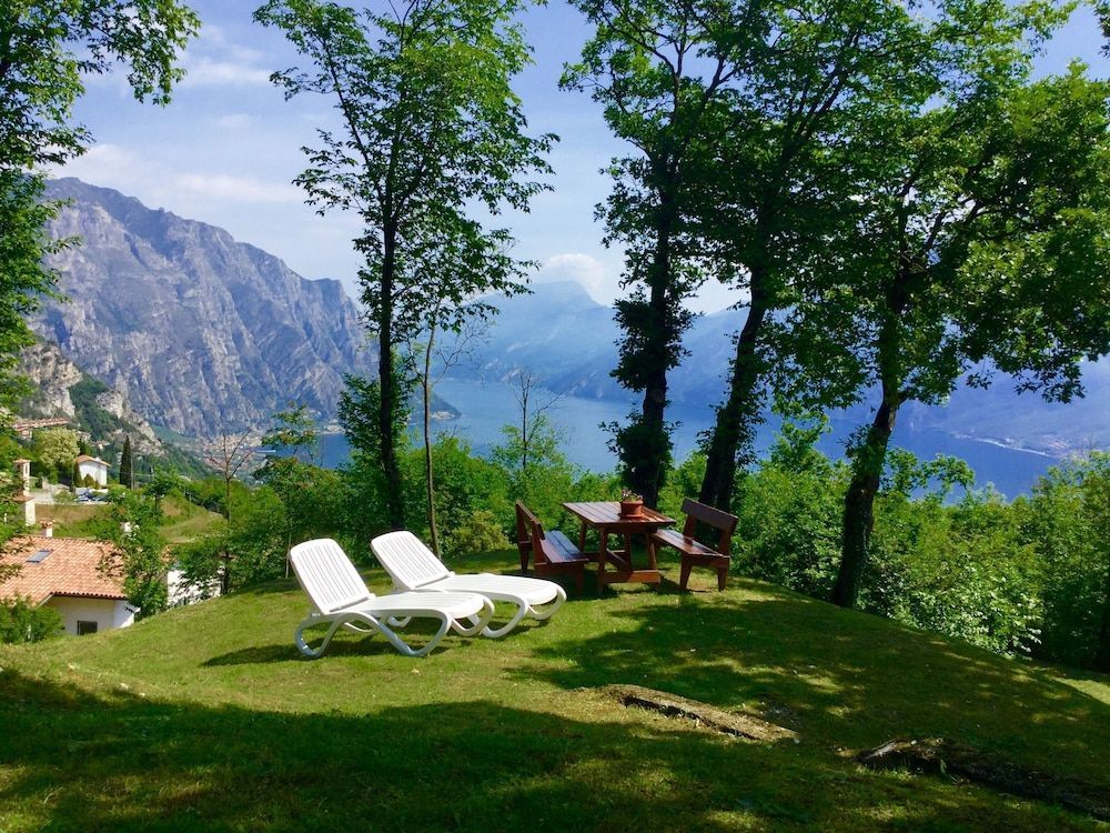 Apartaments - Villa delle Querce 1