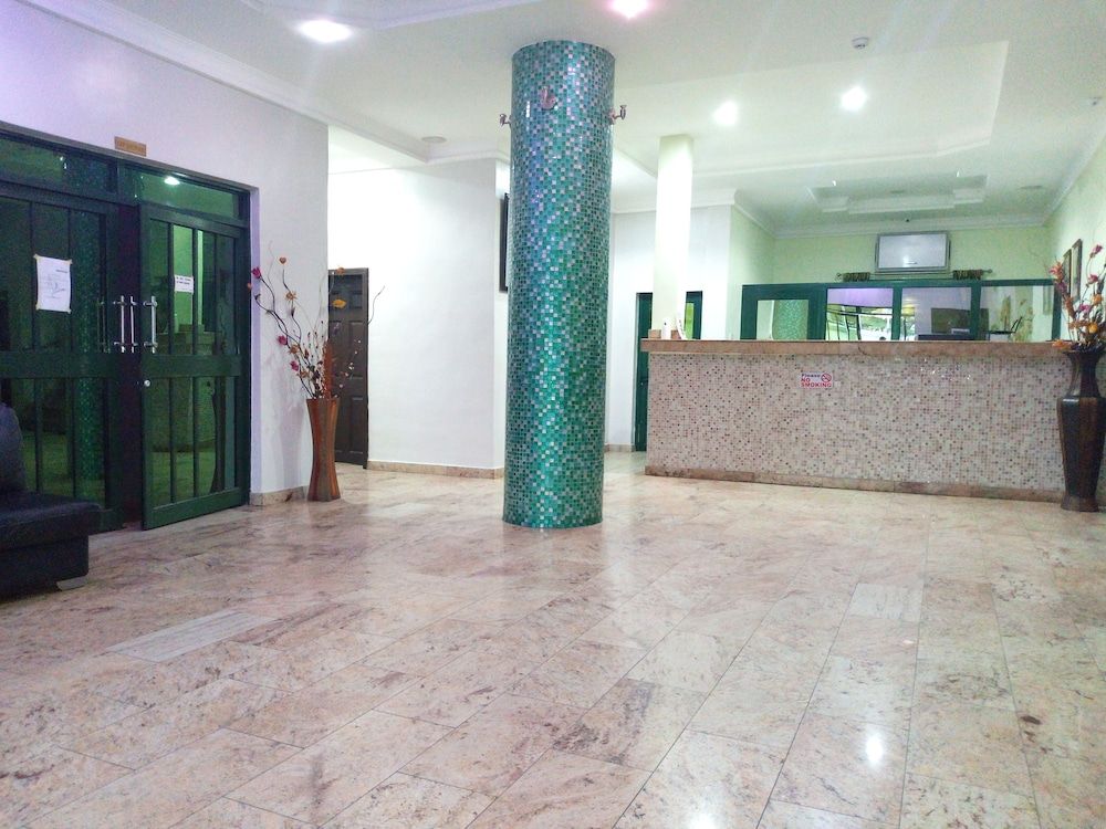 Dionzec Hotel & Suites 2
