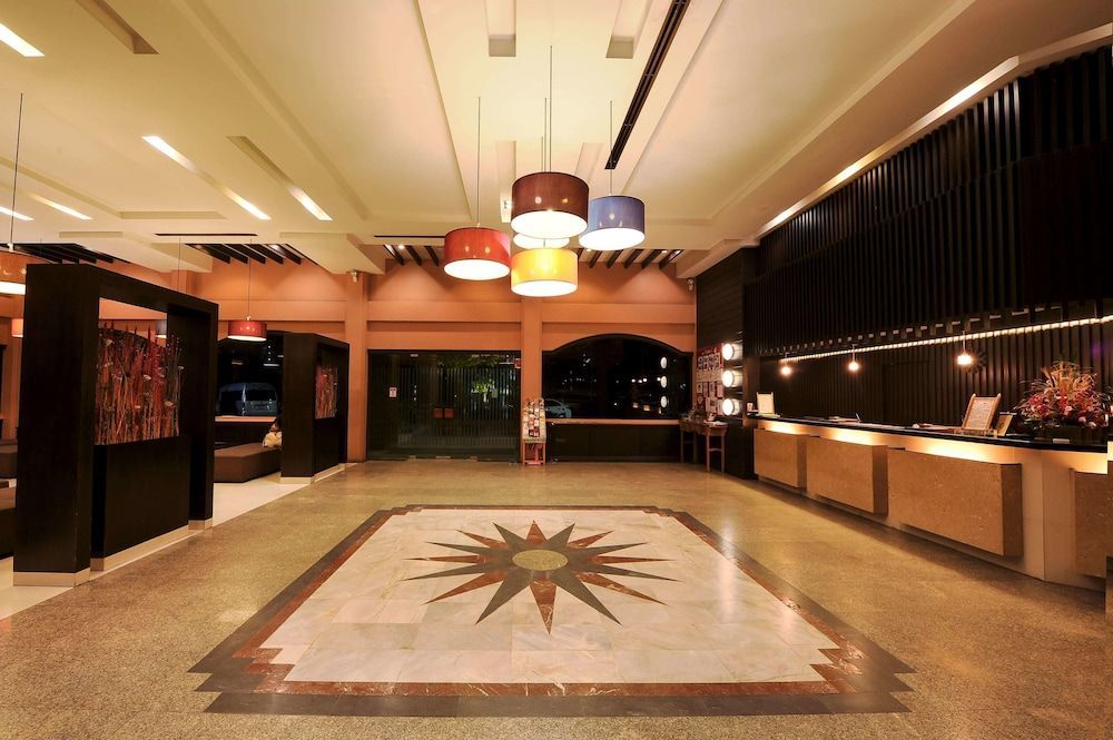 Holiday Garden Hotel 2