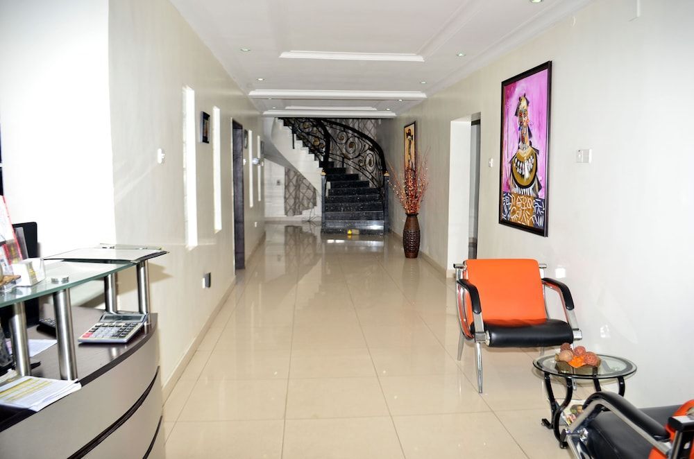 De Rigg Place - Alaka Estate, Surulere 1