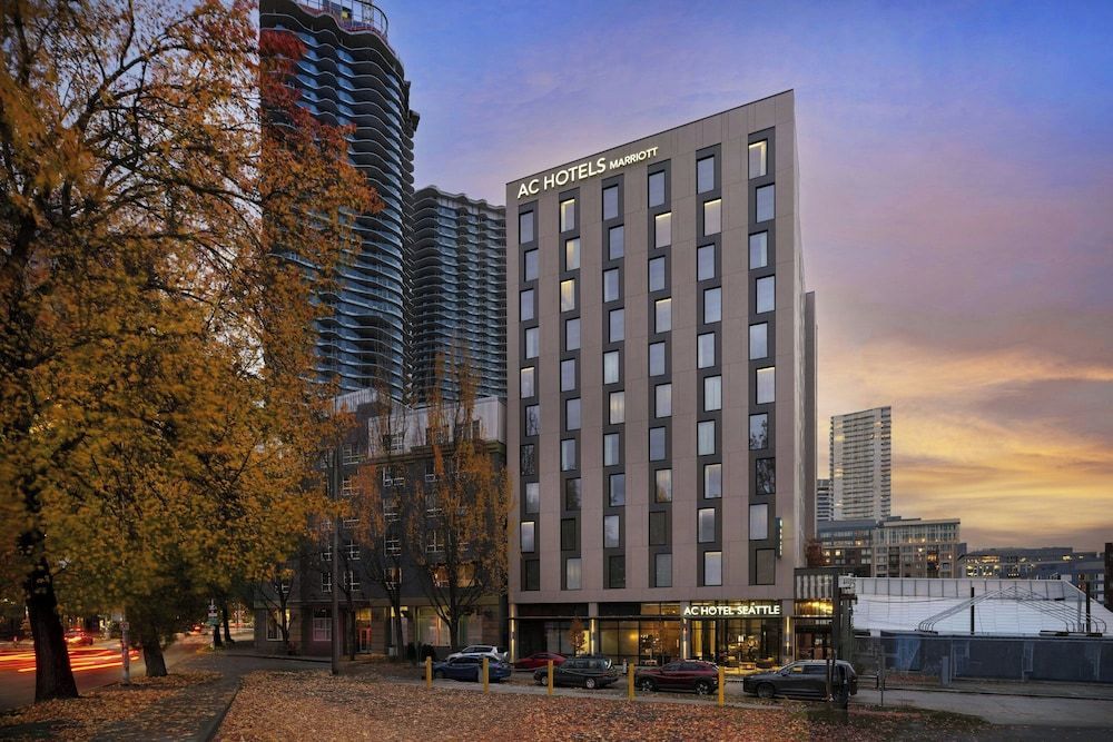 AC Hotel by Marriott Seattle Downtown 1