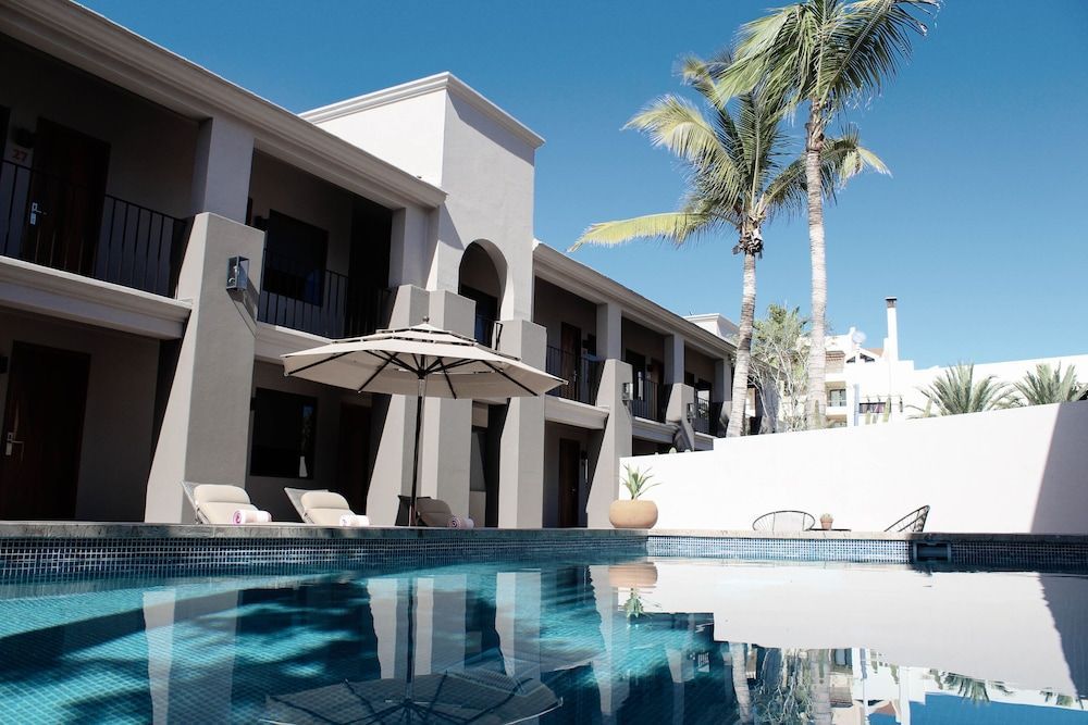 SIX TWO FOUR Urban Beach Hotel 1