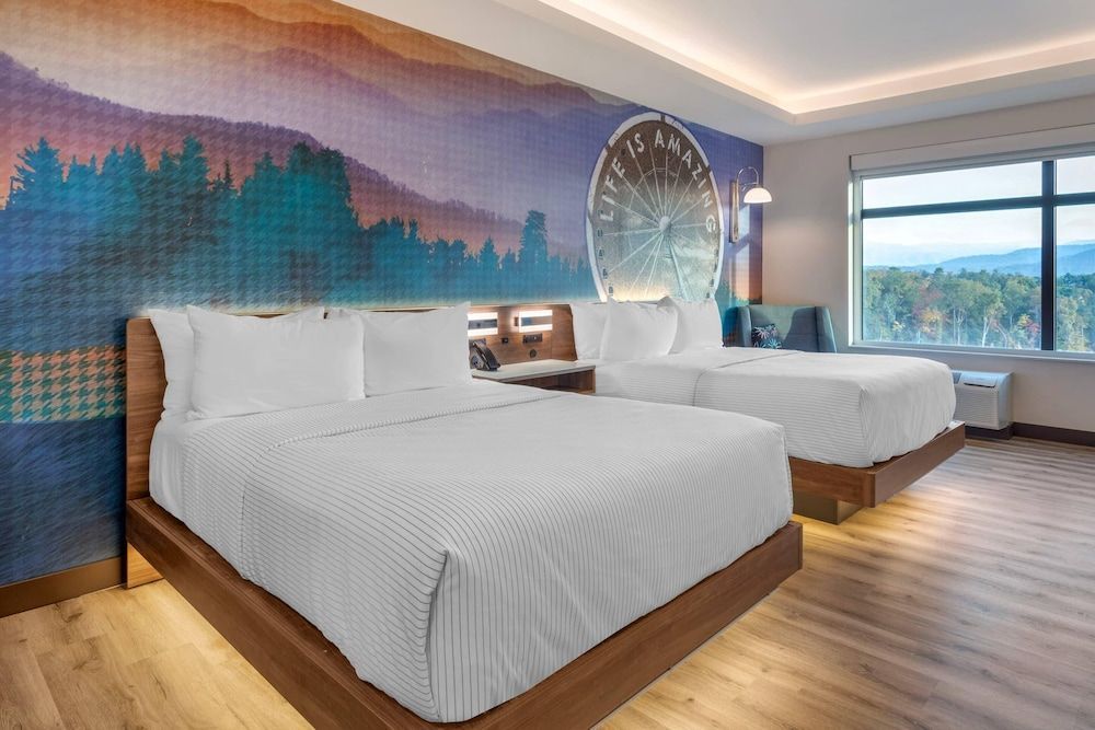Cambria Hotel Pigeon Forge 1