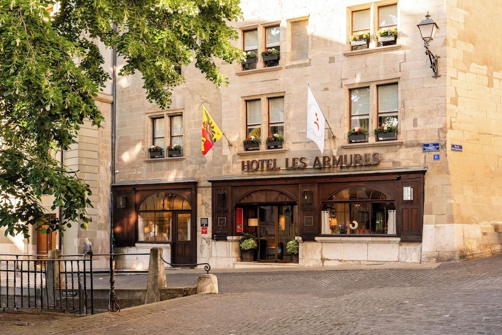 Hôtel Les Armures 1