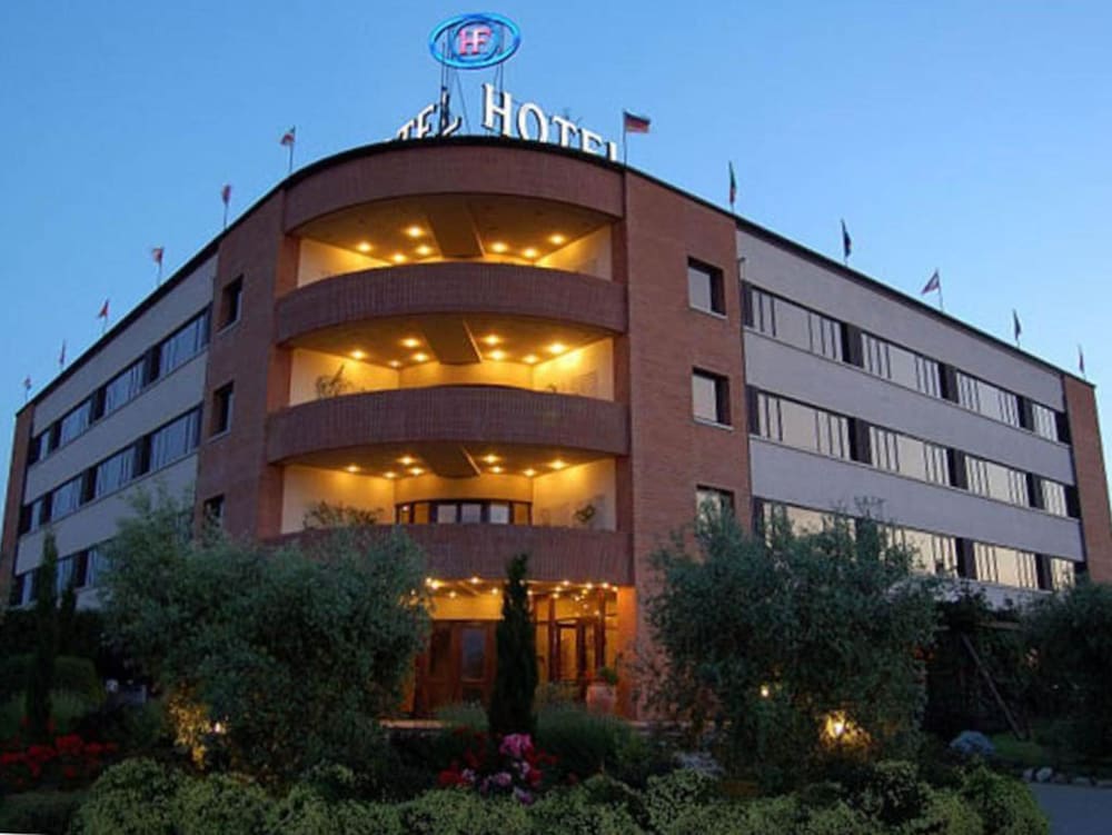 Hotel Forum 1