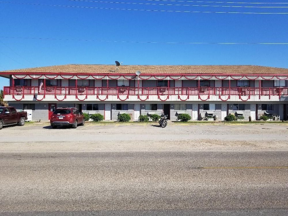 Anchor Motel & RV Park 1
