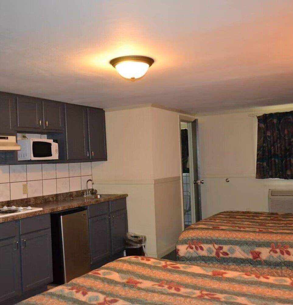 Tourest Motel 1