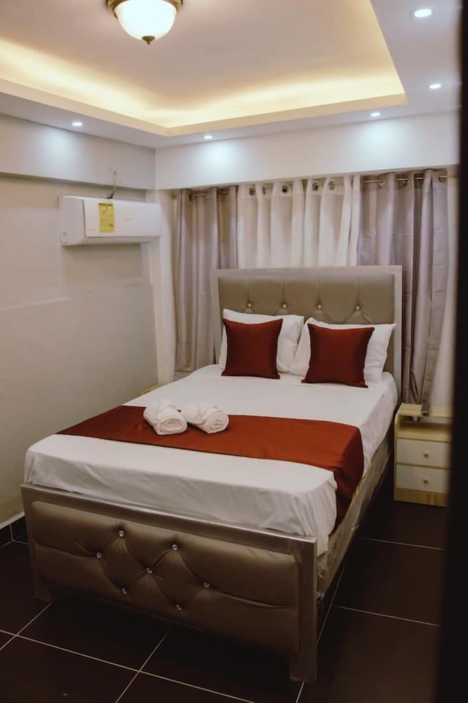 Hotel Reloj 1