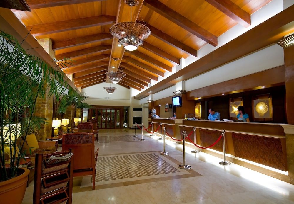 Henann Regency Resort & Spa 2