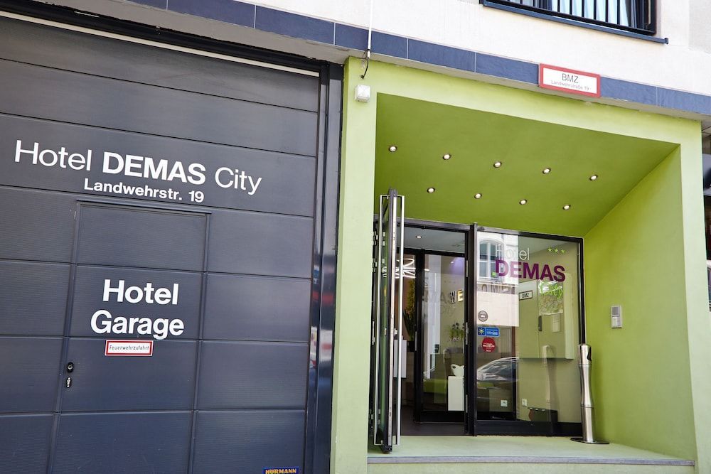 Hotel Demas City 2