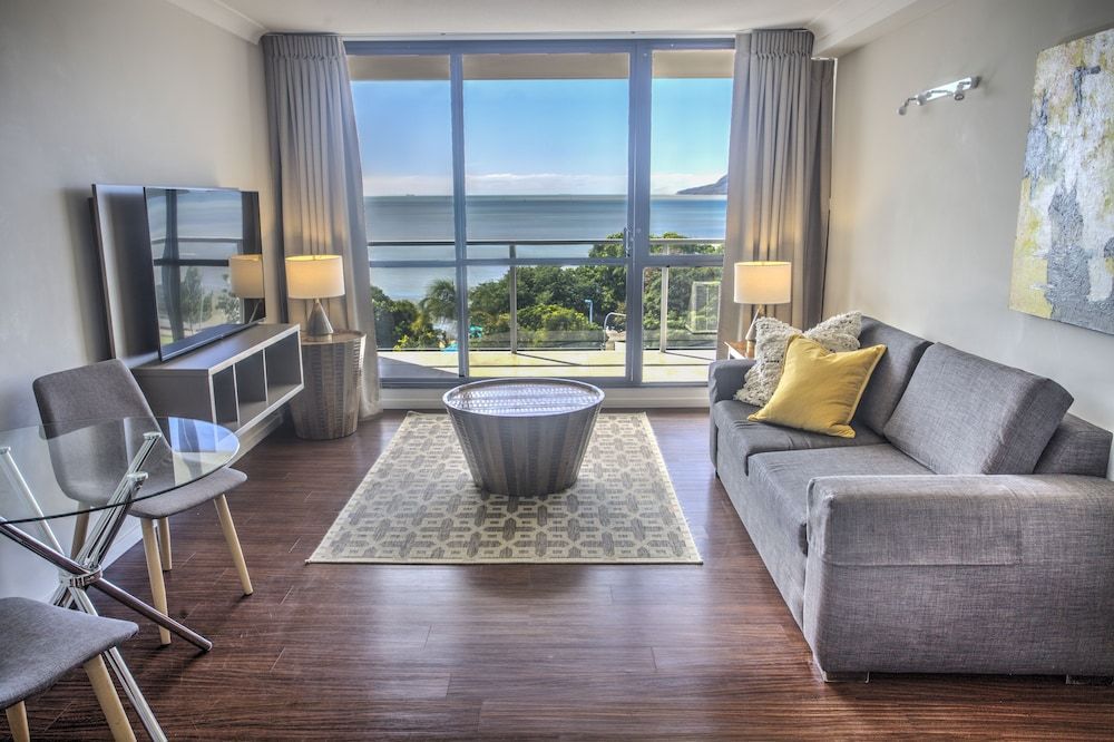 Cairns Plaza Hotel 1