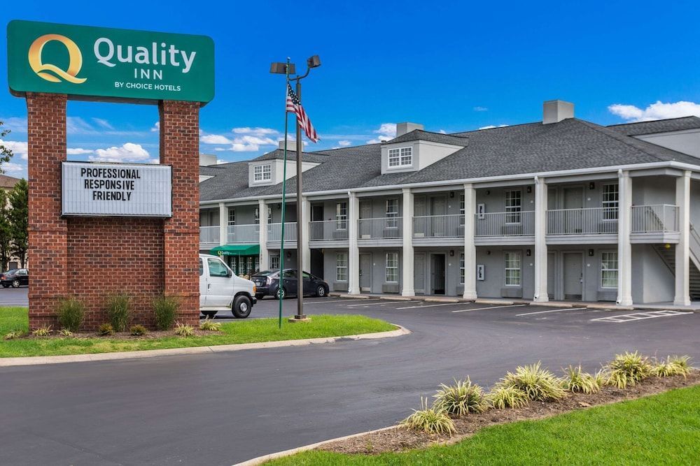 Quality Inn Gallatin-Nashville Metro 1