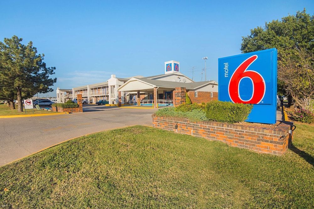Motel 6 Lawton, OK 1