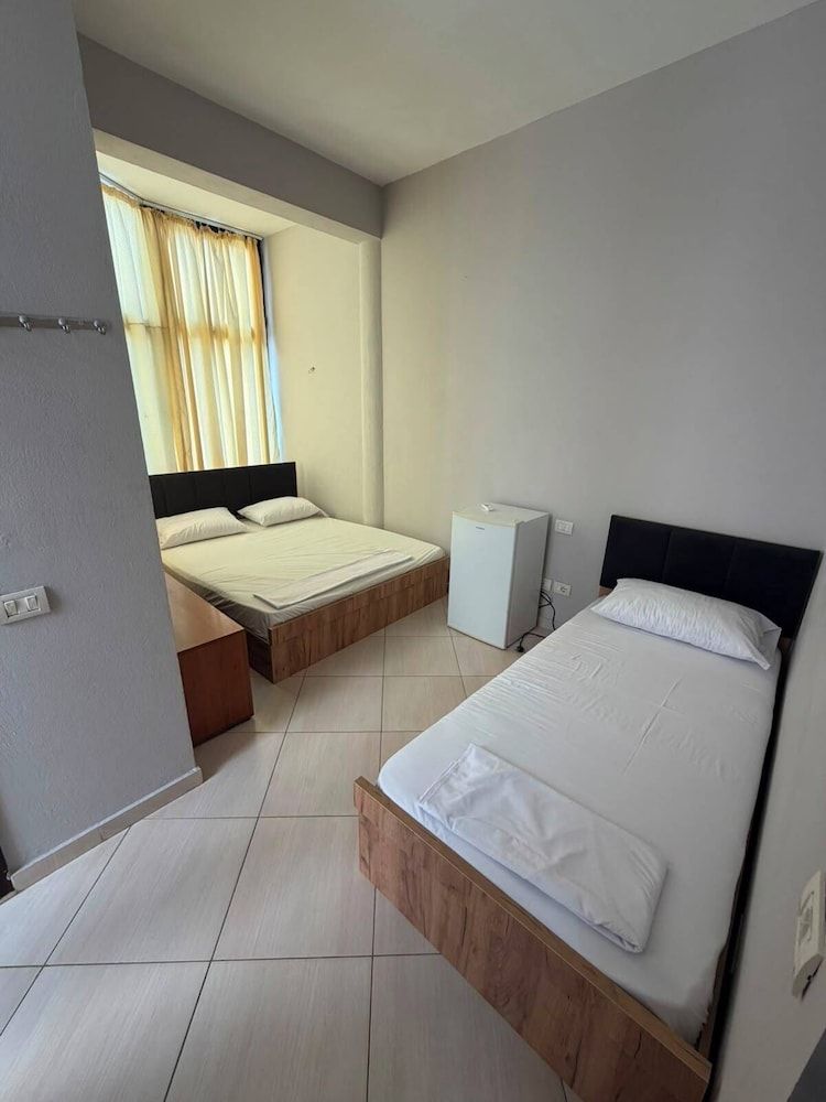 Hotel Halimaj 2