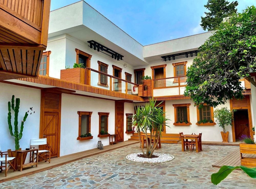 Bodrum Konağı 1