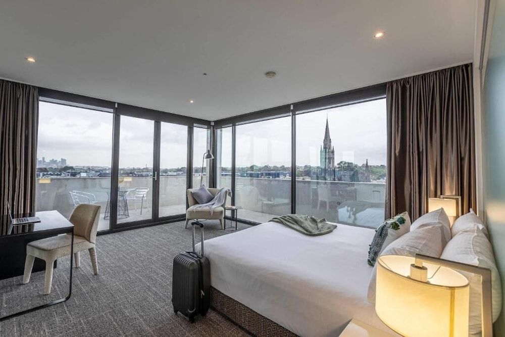 MainStay Suites Hawthorn 1