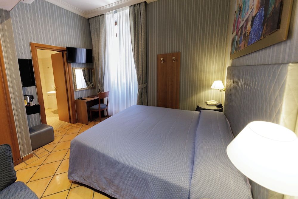 Hotel Lirico 1