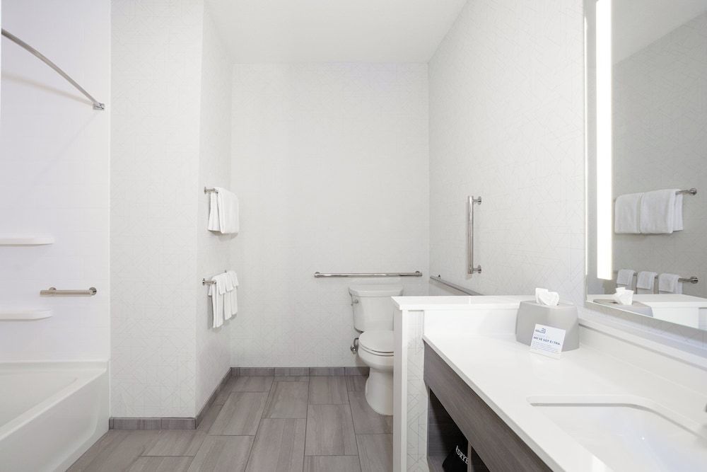 Holiday Inn Express & Suites Leesburg - Historic District by IHG 2