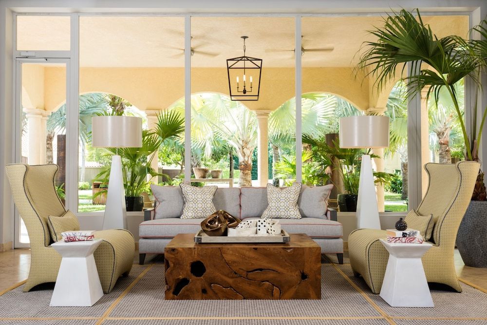 Grace Bay Club 2