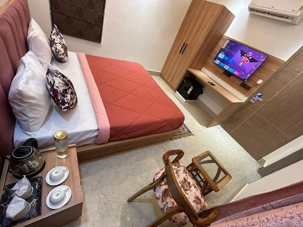 AATITHYAM RESIDENCY 1