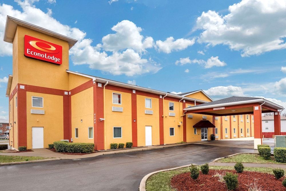 Econo Lodge Louisville Airport 1