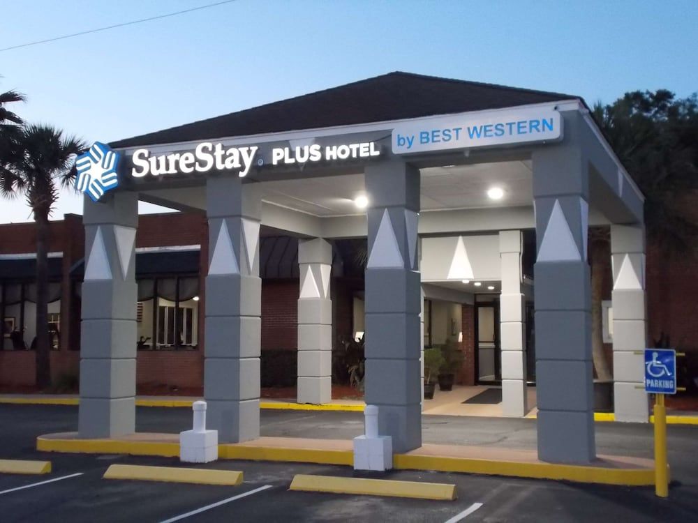 SureStay Plus Hotel by Best Western St Marys Cumberland 1