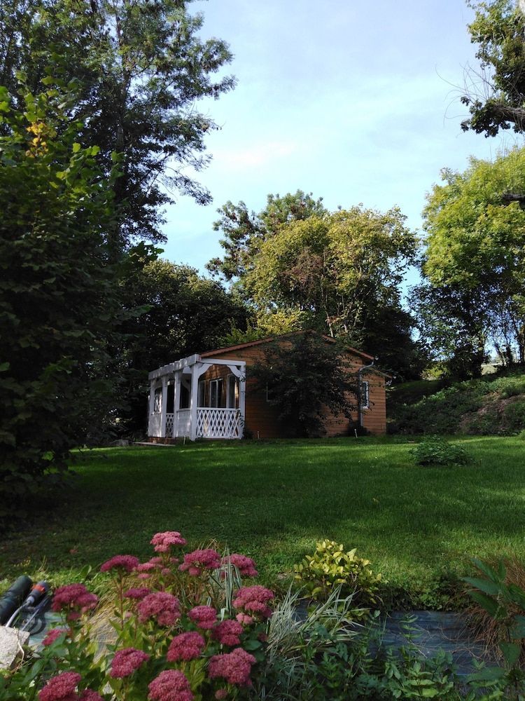 Le Moulin des Roses 1