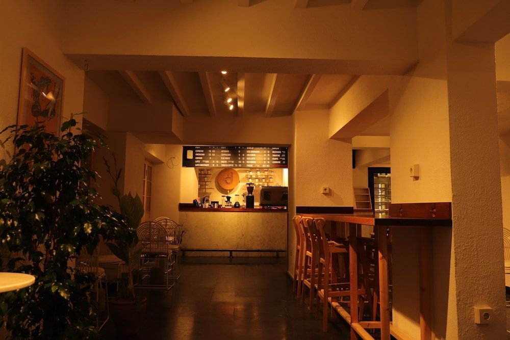 Rest Inn Hotel 2