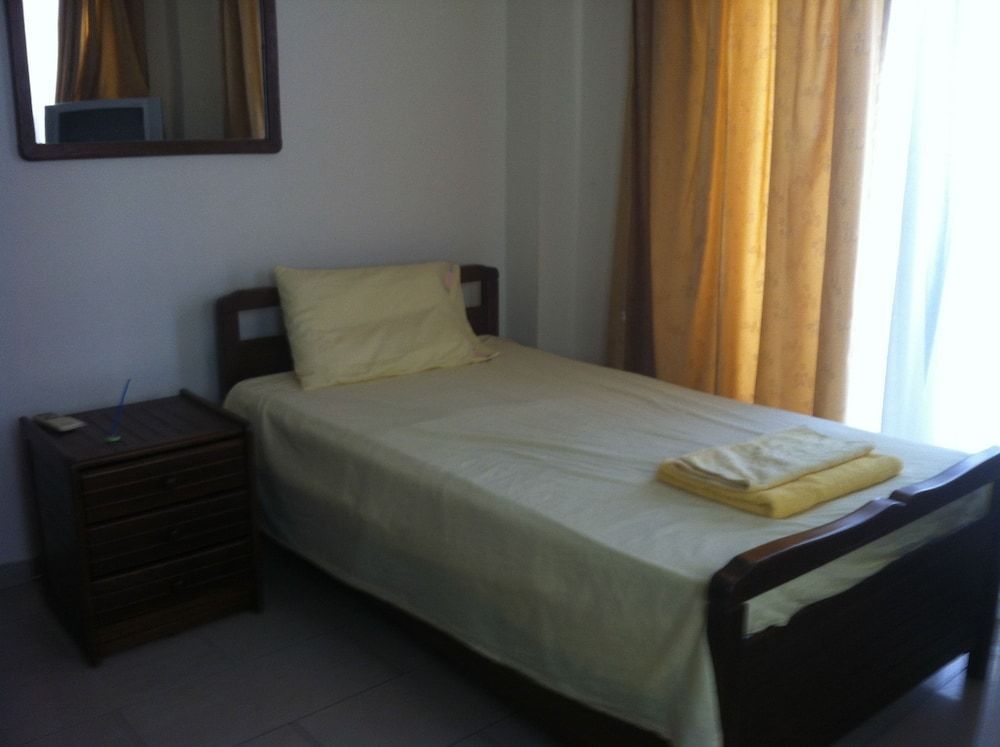 Zakos Court Apartments 2