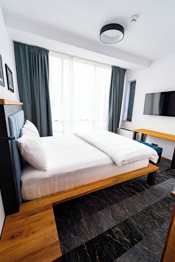 HOW Boutique and Hotel 1