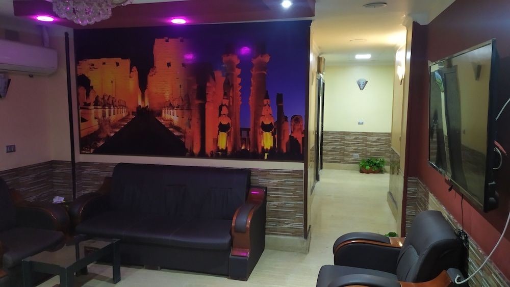 Cairo Hotel 2