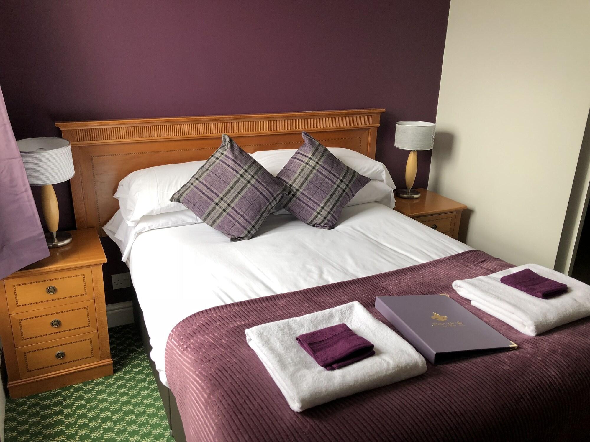 Fleur De Lis Hotel 1