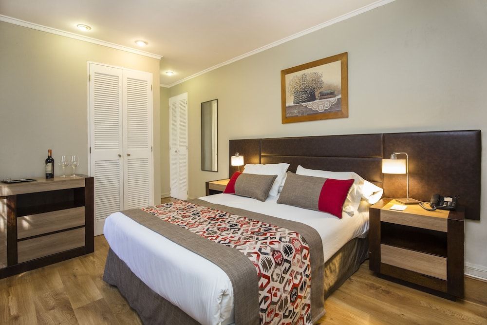 Park Plaza Bonaparte Boutique 1